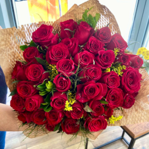 Buquê de 36 Rosas vermelhas